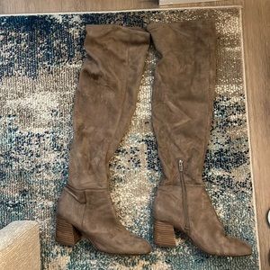 Vince Camuto Heel Boots Suede